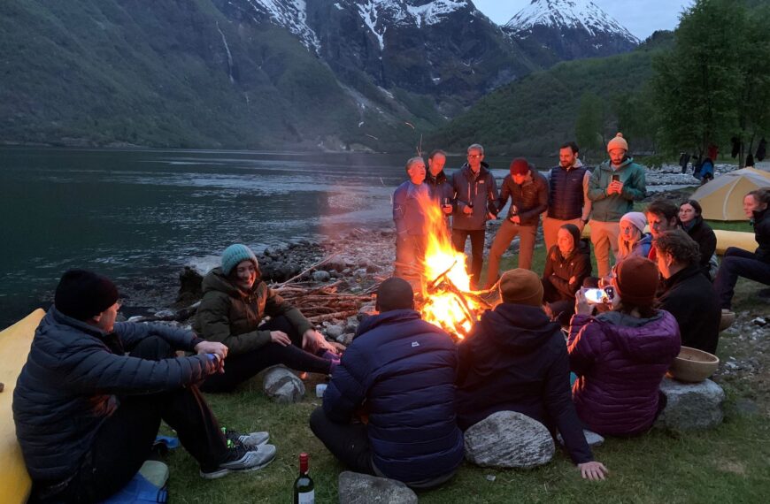 Cosa mettere in valigia per andare in kayak in Norvegia